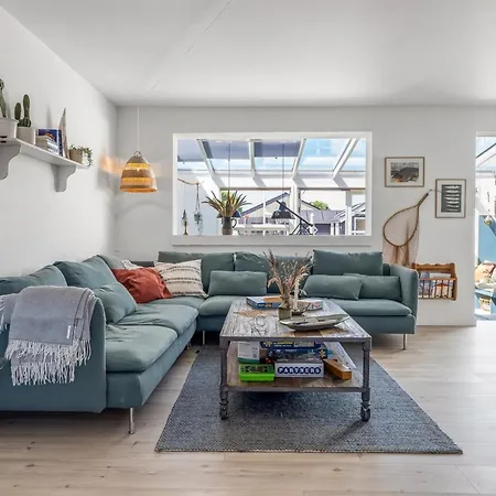 Feriehus Britt Casa de Férias *
