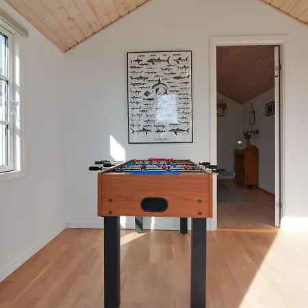 Holiday home Apolina - 1km From The Sea In Nw Jutland By Interhome Skagen