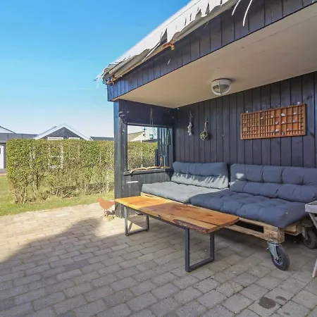 Apolina - 1km From The Sea In Nw Jutland By Interhome *